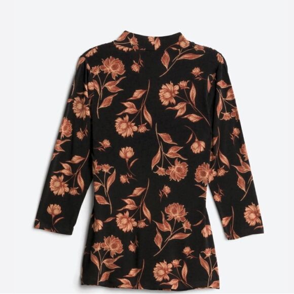 41 Hawthorne Henri Ruched Detailed Knit Top - Picture 2 of 6